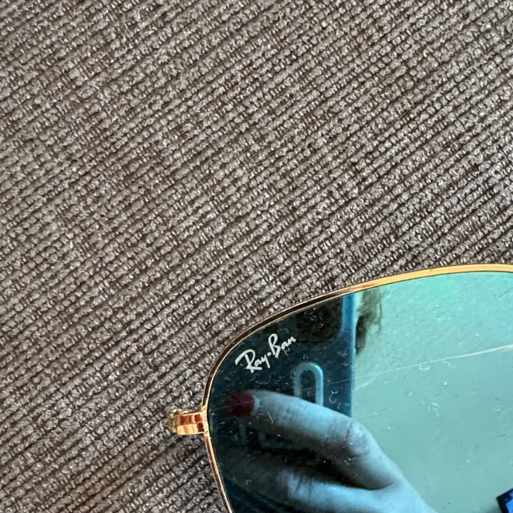 Ray-Ban Sunglasses with Gold Frame and Blue Lenses - Picture 3 of 6